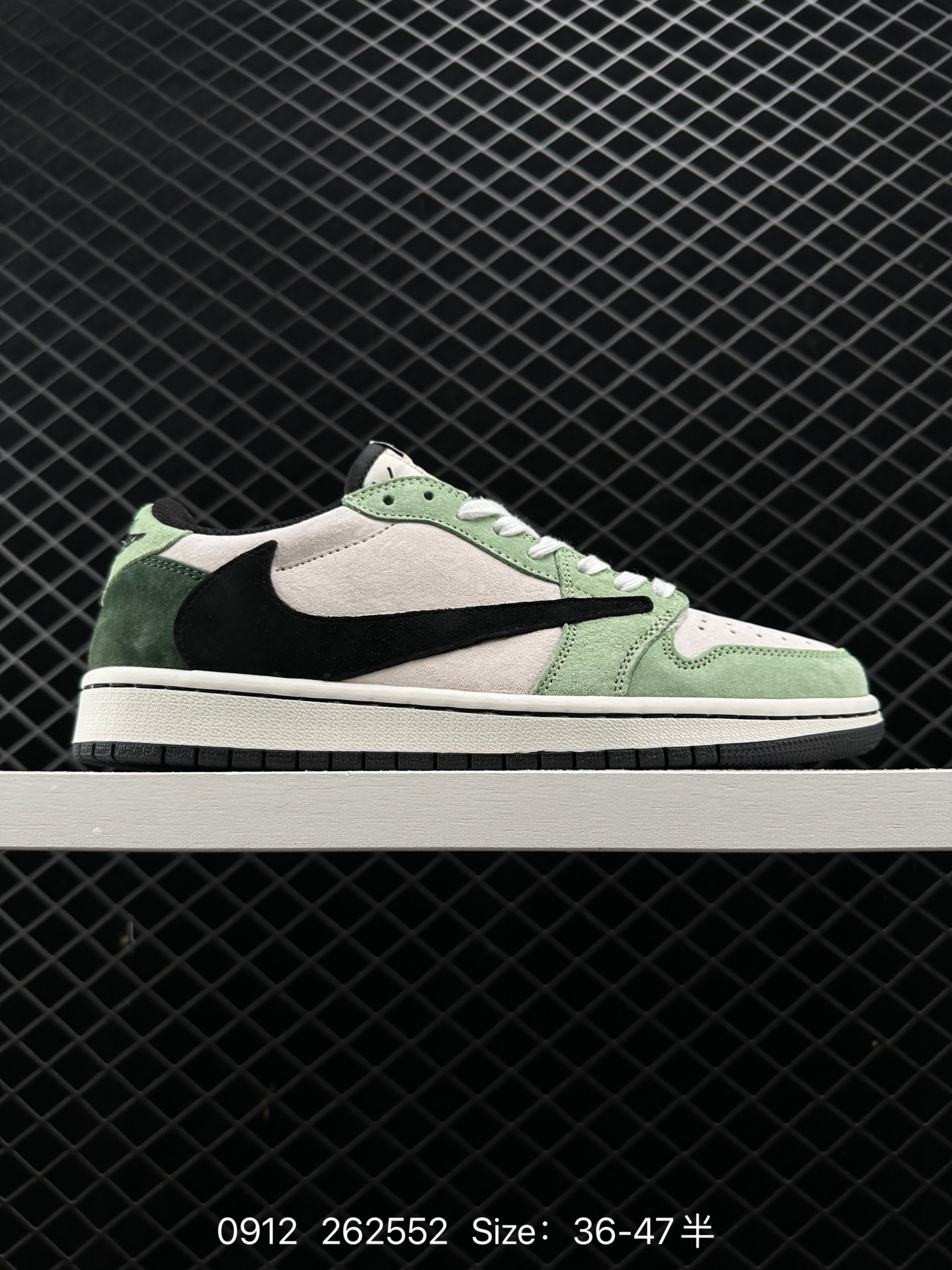 fragment design x Travis Scott x Nike Air Jordan 1 Low OG SP fragment design x Travis Scott x Nike Air Jordan 1 Low OG SP